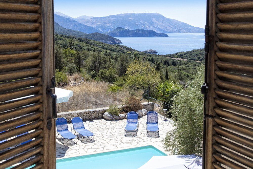 View location / Get in touch - contact The Olive Tree in Kefalonia